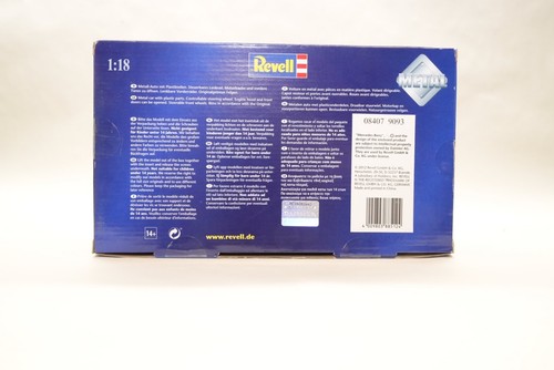 Mercedes-Benz 230 E Verde Revell METAL Limitado 776/1000 - Imagen 3 de 3