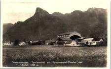 c1920 OBERAMMERGAU TOTALANSICHT MIT PASSIONSSPIEL THEATER RPPC POSTCARD 42-348