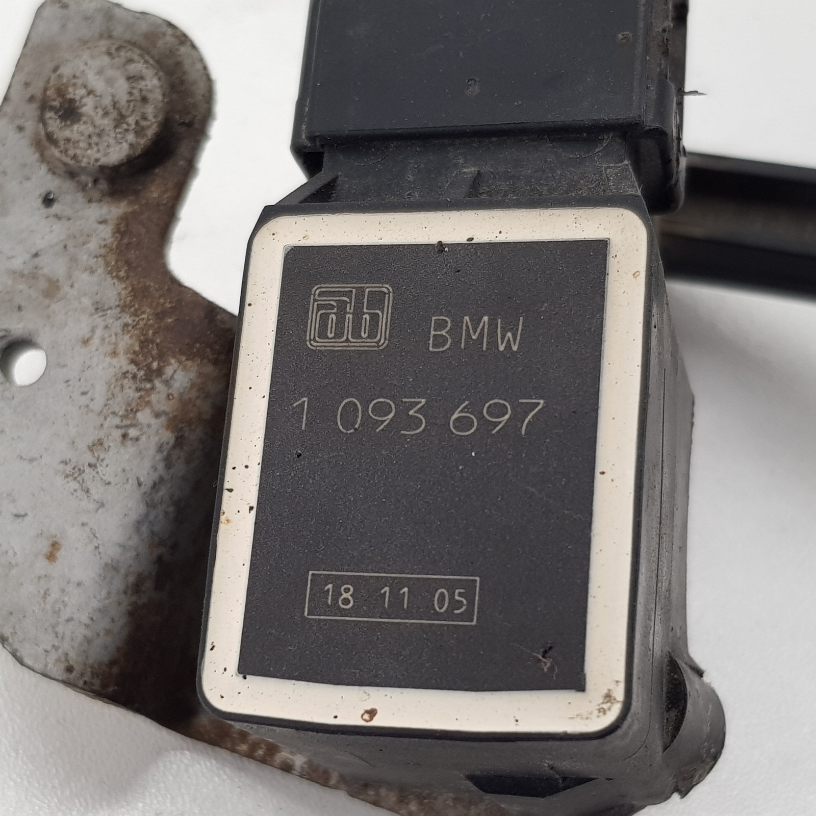1093697 bmw передний