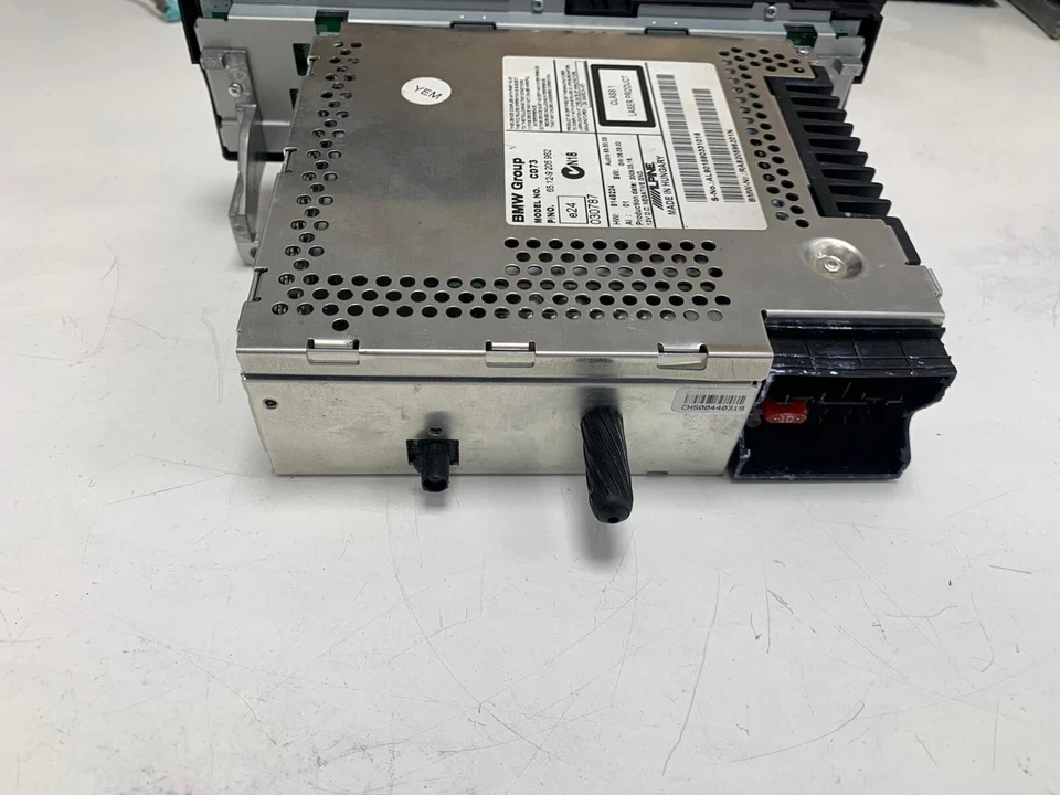 Radio BMW E90 Professional Reparatur Angebot BMW X1 E84 E90 E91 E87 E81 - Bild 3 von 4