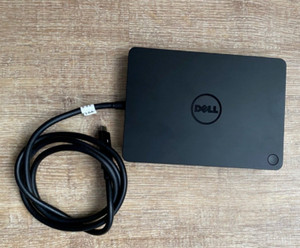 Dell K17A WD15 USB-C Dockingstation für Laptops & Desktop PC ohne Netzteil