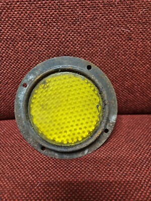 VINTAGE K-D Triflex  yellow  reflector #326