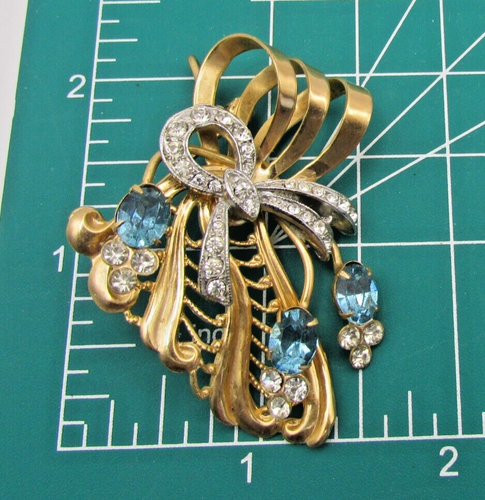 Vintage Marcel Boucher Stil klare blaue Kristalle goldfarbene Brosche und Anhänger - Bild 10 von 12