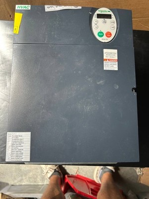 Schneider Electric / Altivar / ATV212HD15N4 / 20 HP / Variable Frequency Drive
