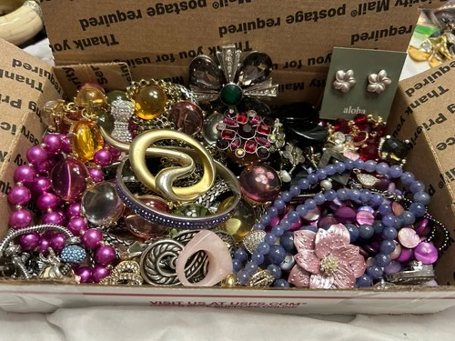 Vintage & Modern Costume Jewelry Lot ~Some Signed ~Small Priority Box #1316