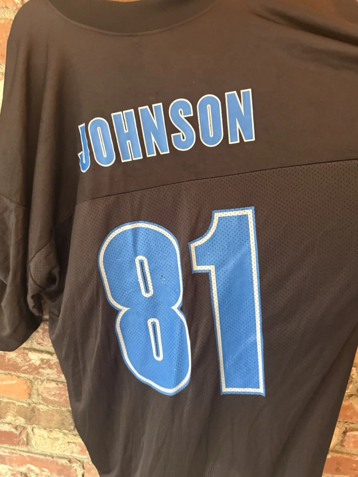Camiseta deportiva de los Detroit Lions de Calvin Johnson Foto 3 de 4