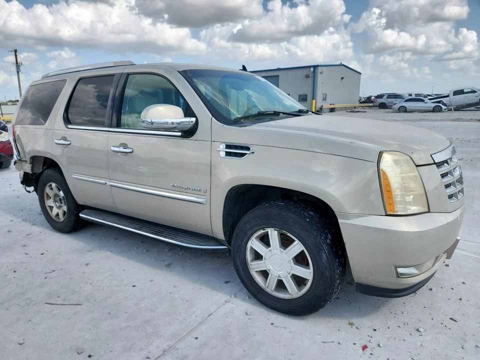 (LOCAL PICKUP ONLY) Passenger Right Front Door Thru 11/14/10 Fits 07-11 ESCALADE Foto 4 de 4