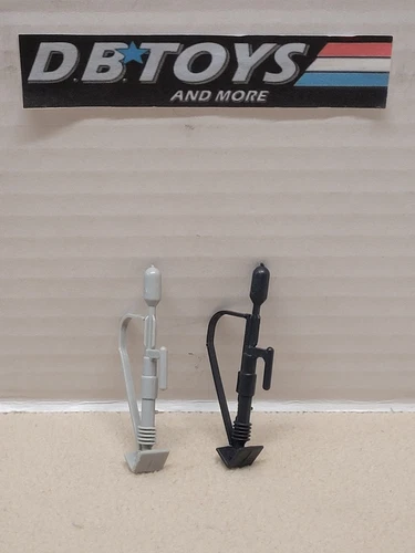 Vintage GI Joe Doc Flare Gun Accessory Part LOT ARAH 1983 - UNBROKEN w/ EXTRA