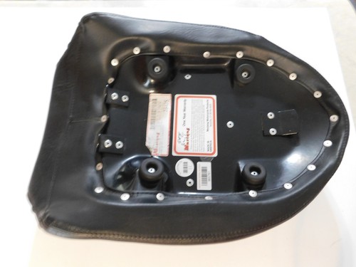 MUSTANG YAMAHA ROADLINER STRATOLINE 2 PC MOTORCYCLE SEATS #76661 & 76125 - Picture 19 of 23