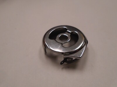 S09278-001 BOBBIN CASSE CAP FOR BROTHER B872 SEWING MACHINE WITH TRIMMER  A623
