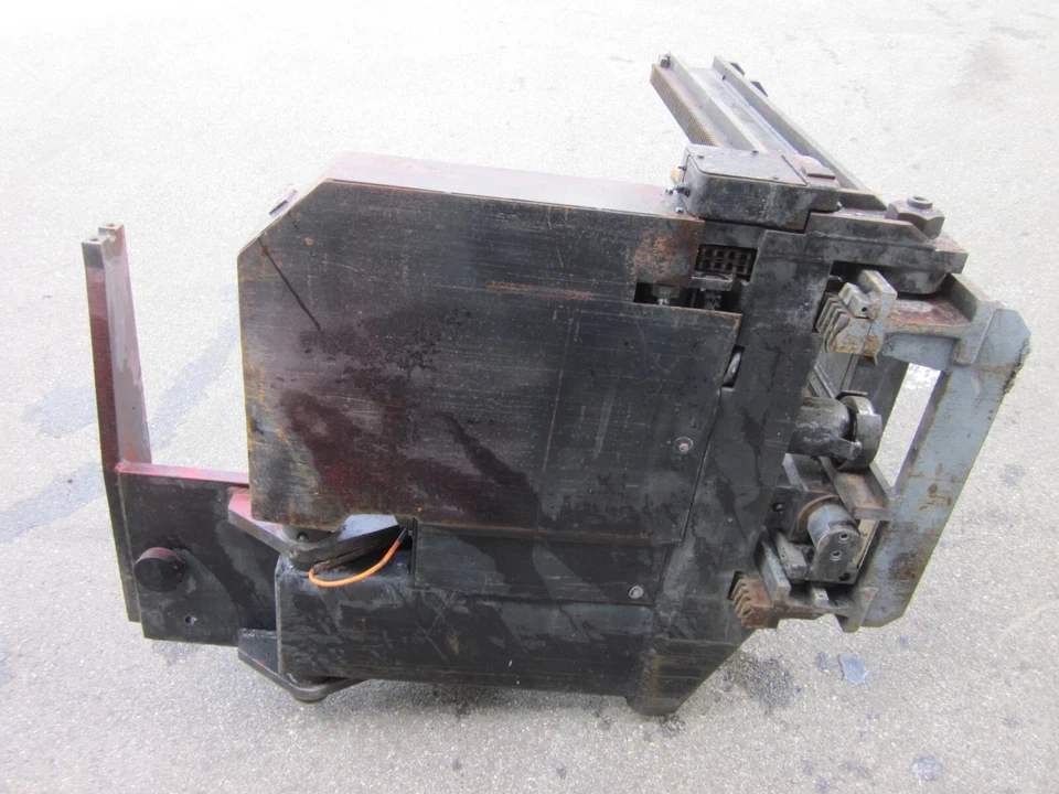 Gabelstapler Anbaugerät Aufnahme seitlich verschiebbar und 180° drehbar. - Bild 4 von 4