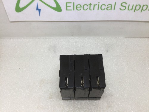 Bryant BR330 3 Pole 30 Amp 240V Plug on Circuit Breaker - Picture 7 of 9