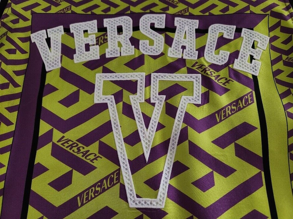 Versace logo allover GRECA men shirt & shorts set size Small Medium