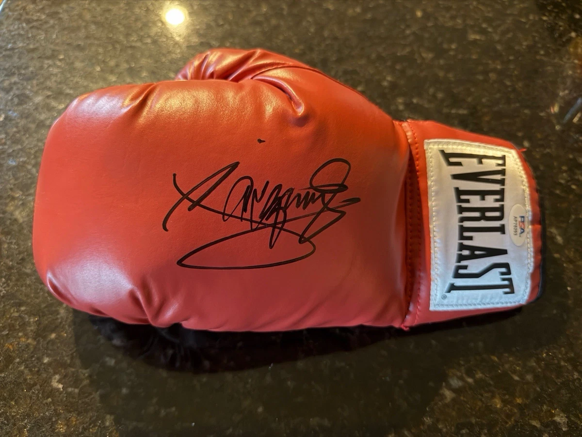 Professional Sports Authenticator (PSA) Manny Pacquiáo Autographed