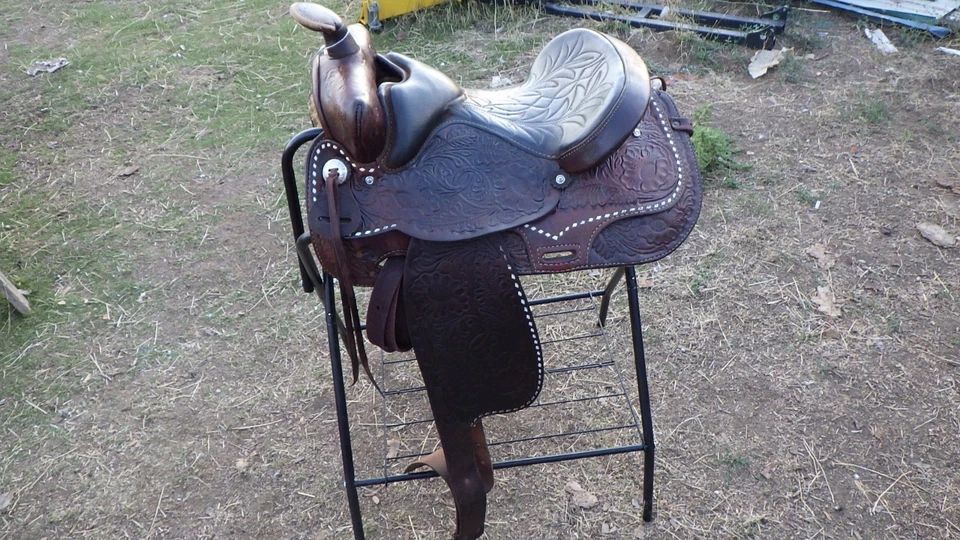 Western Saddle Hand Tooled Vintage Circle Y (Broken Tree Circle Y Can Repair) - Image 2 of 4