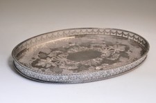 Oval Israel Freeman & Sons Sheffield England Silverplate Tray- GC