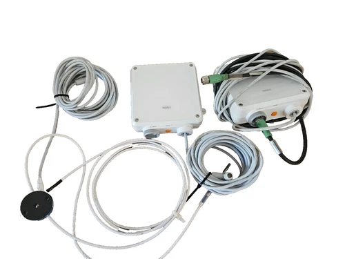 Vaisala Indigo 201 Analog Output Transmitters (x2) w/ Weed 4500H Pt100 Sensors