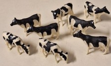 1:64 Scale Ertl Farm Country - Holstein Cattle Lot C