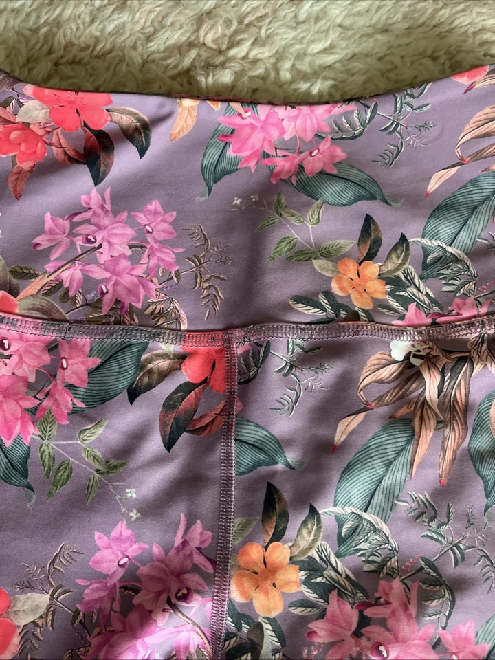 Beyond Yoga High Waist Purple Yoga Pant Women’s Size Large - Image 2 of 4