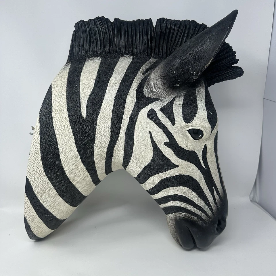 Escultura de pared con cabeza de cebra Toscano de diseño grande decoración de safari de resina Foto 3 de 4