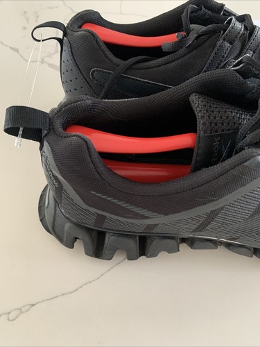 Herren Rebook ZigTech Running All Black Schuhe Größe 11 Sportschuhe XL Schnürsenkel Lesen - Bild 4 von 21