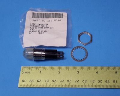 Light Indicator, 53-0408-0997-371, Dialco/Dialight, 6210-00-557-0948, 125V/75W