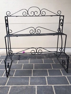 Reduced Strong Plant Stand For Quick