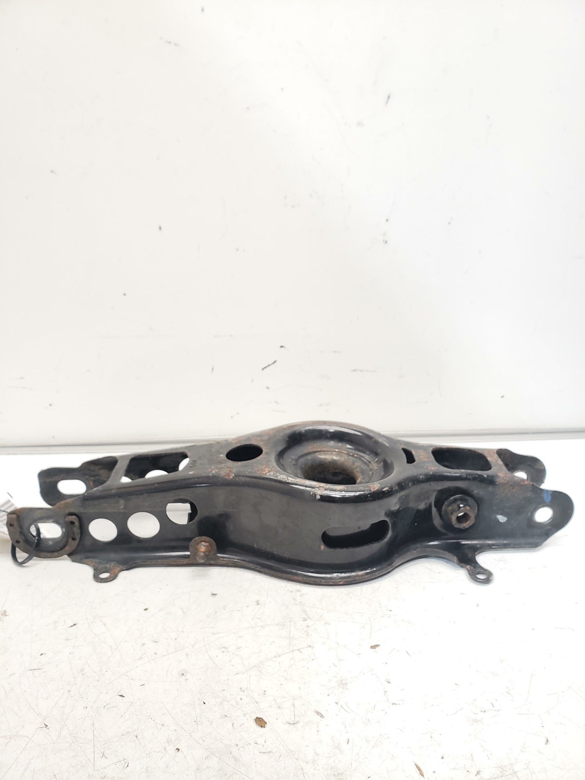 Passenger Rear Lower Control Arm CADILLAC CTS Right 14 15 eBay