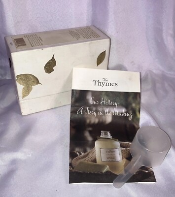 the thymes perfumed  foaming bath gold leaf Powder.