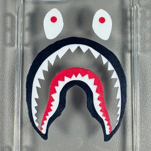 Funda Personalizada para iPhone 13 - Mordedura de Tiburón Inspirada en Streetwear | Recubrimiento Ajustable Transparente - Imagen 12 de 12