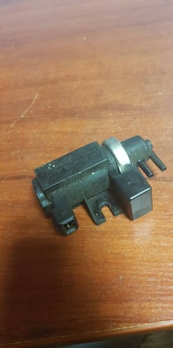 BMW X3 SERIE E83 2,0 DIESEL UNTERDRUCK MAGNETDRUCKVENTIL 2247906