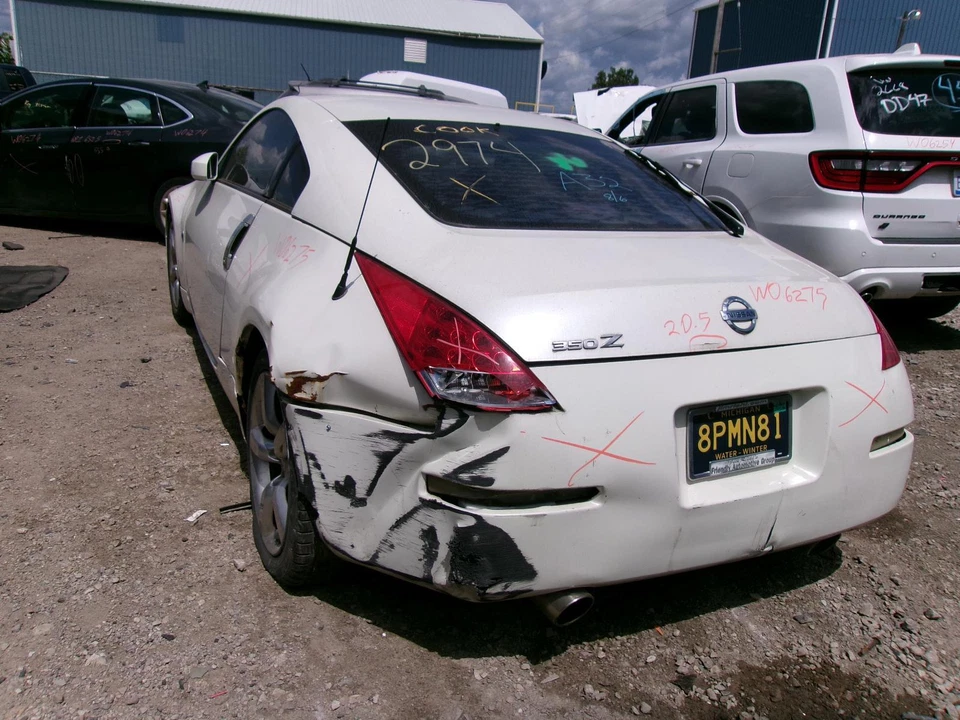 Used Front Left Fender fits: 2007 Nissan 350z Front Left Grade B - Image 3 of 4
