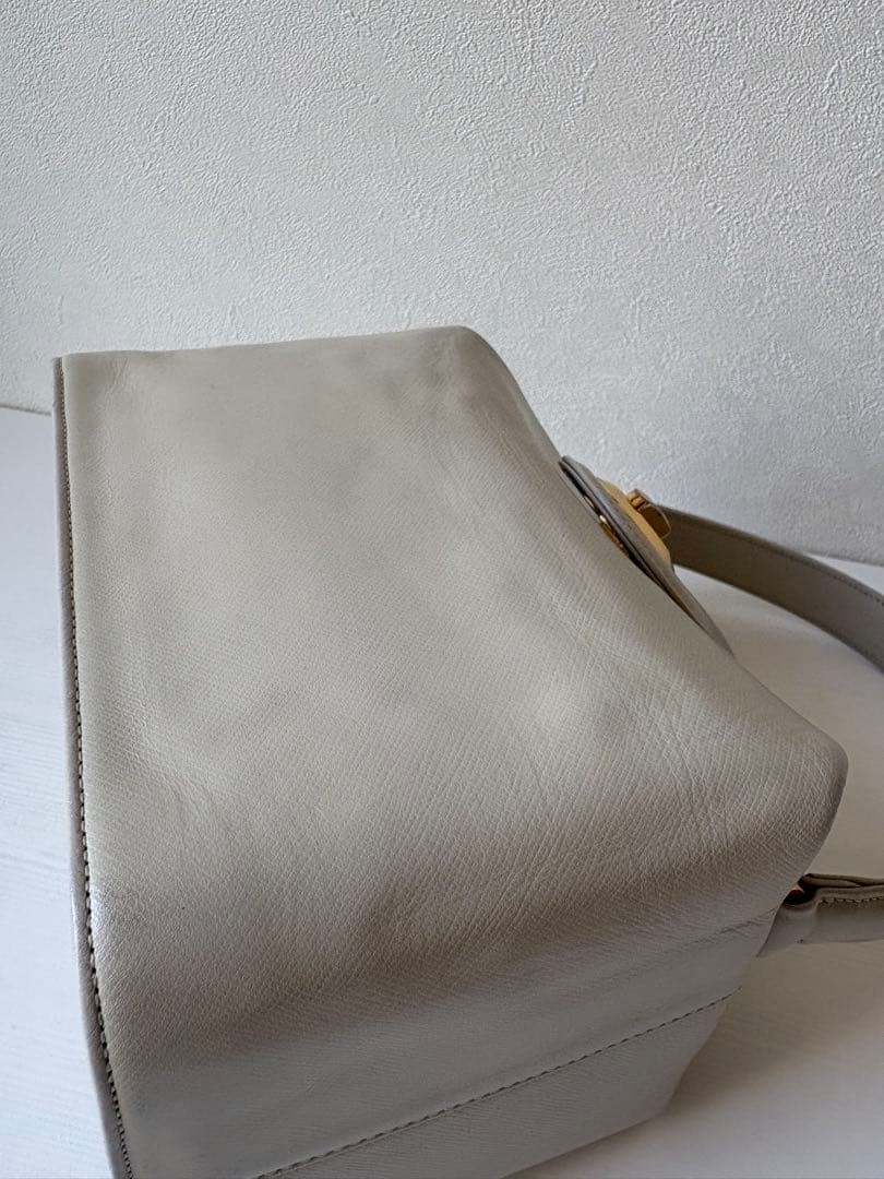 Givenchy leather band vintage bag beige used thumbnail 18