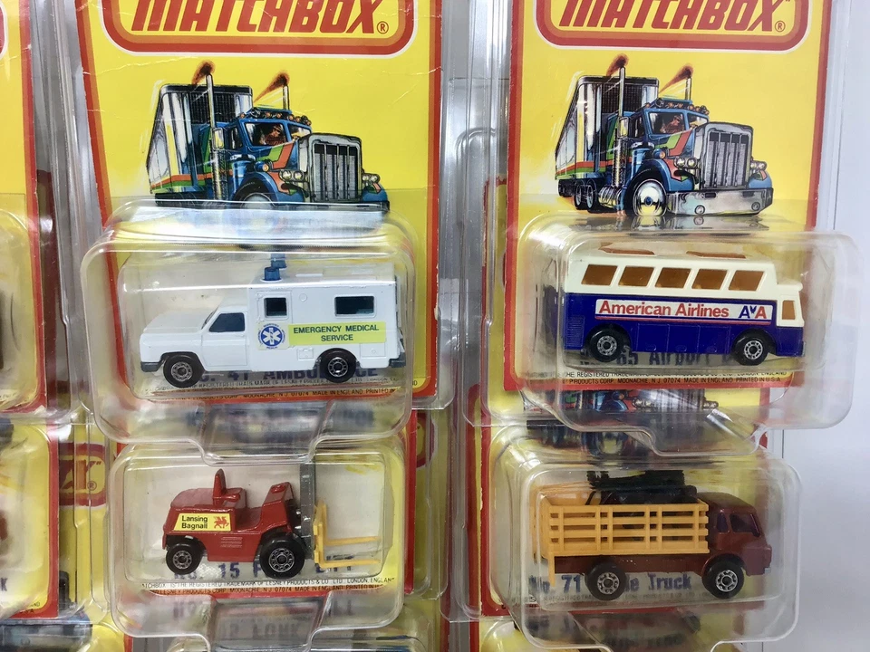 Fantástico Lote de (9) Vehículos Superrápidos Matchbox ~ Sin usar, en caja protectora ~ L@@k Foto 2 de 4