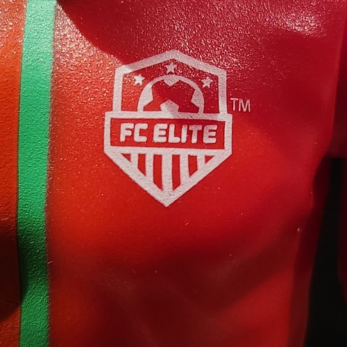 2016 Cristiano Ronaldo Action Figure FC Elite Soccer 12" Posable - Picture 3 of 7