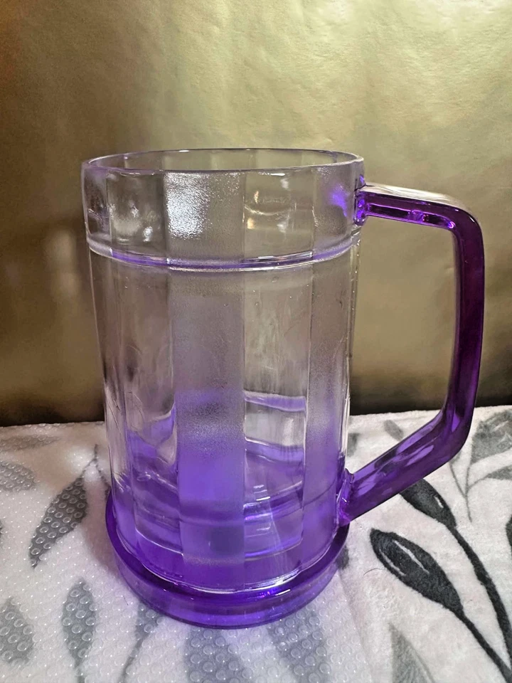 Taza congeladora de doble pared Seville Classics Ice Cold mango púrpura y base 16 oz Foto 2 de 4