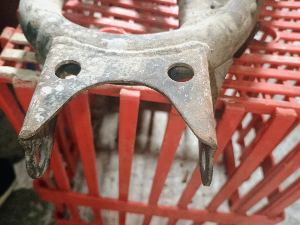 Yamaha Grizzly 660 2002 mando trasero izquierdo brazo a Foto 4 de 4