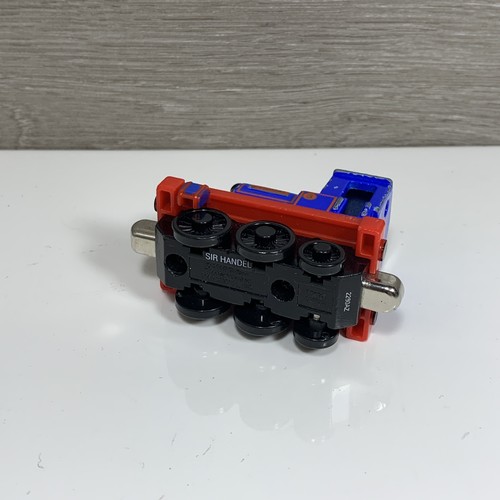 Thomas Friends Take N Play Die-Cast Train Magnetic Sir Handel 2009 - Imagen 7 de 8