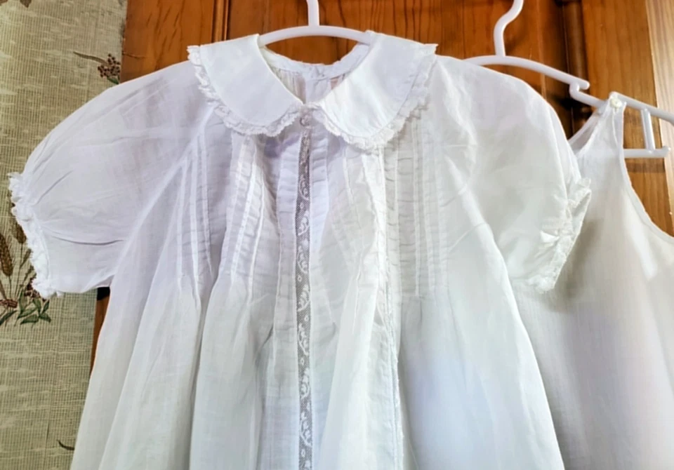 Vestido de bautizo y braguita vintage blanco para bebé Foto 4 de 4