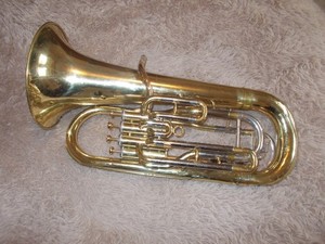 Used Yamaha YEP-321 Euphonium (LARGE SHANK RECEIVER)