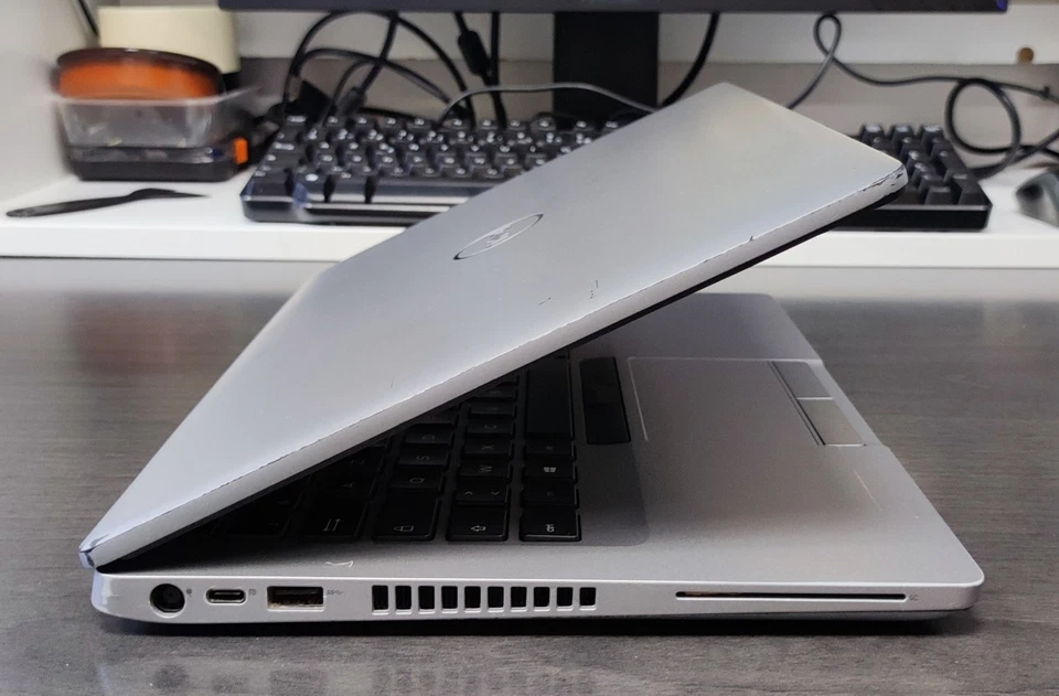 Dell Latitude 5410 · i5-10310U · 16GB · 250GB, photo 4 sur 5