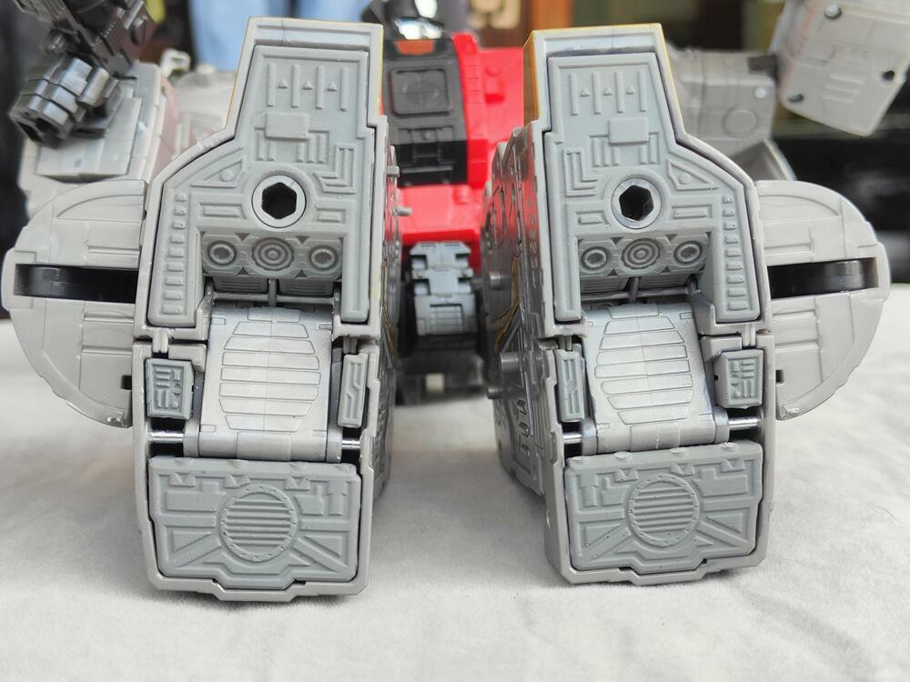 Picture 3 of 12