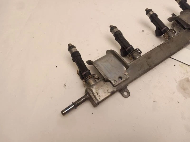 FUEL RAIL compatible con MAZDA CX-7 2009-2013 Foto 4 de 4