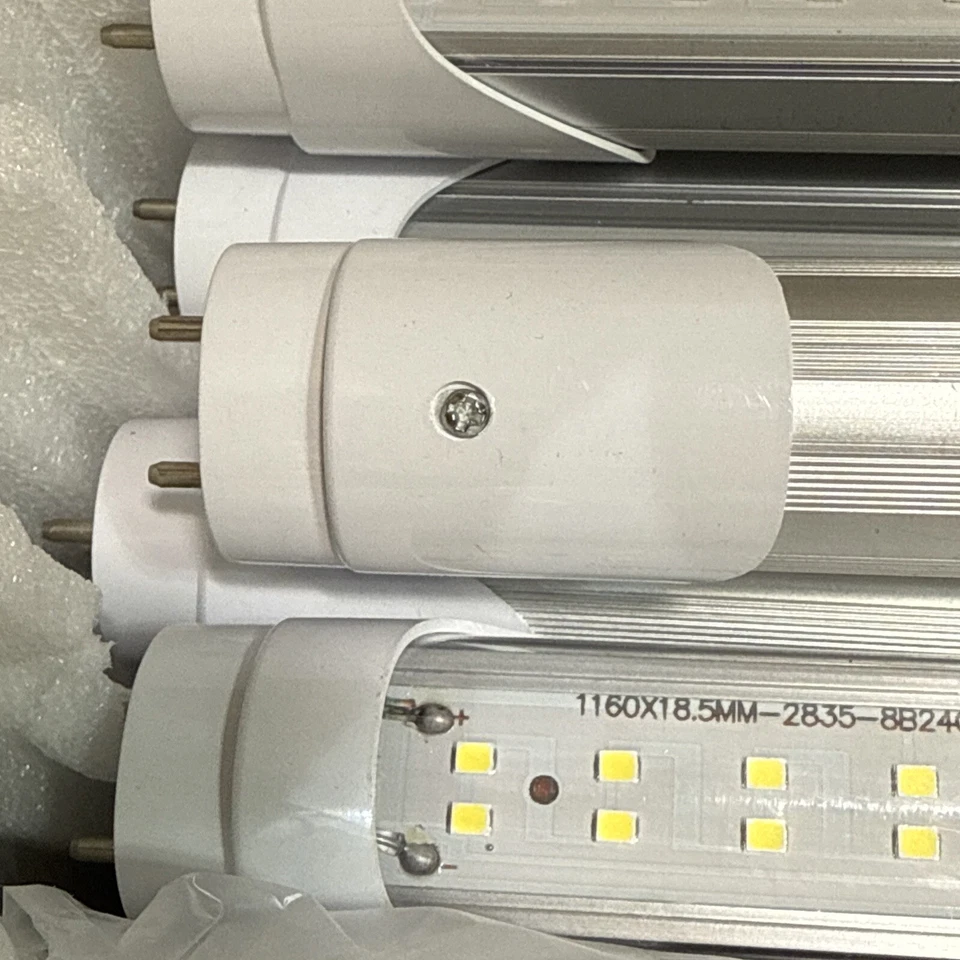 Paquete de 50 bombillas Onlylux T8 4 pies 6500K luz diurna, 5000 lúmenes, cubierta transparente Foto 4 de 4