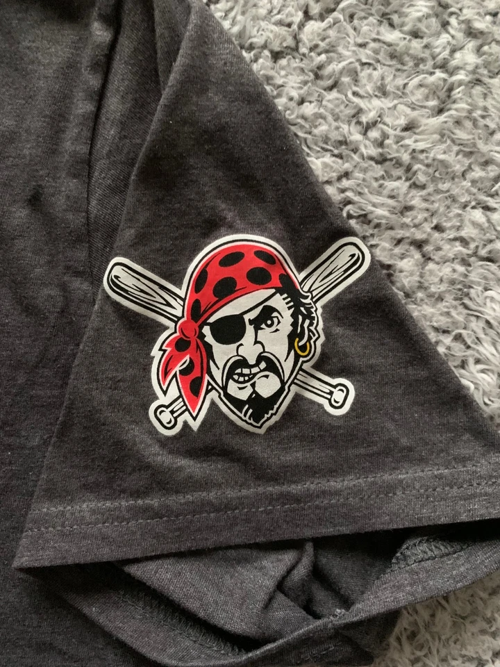 Camiseta Fanatics Pittsburgh Pirates. Juvenil XL.  Foto 3 de 4