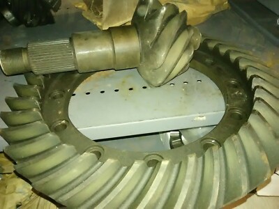 New Rockwell Arvin Meritor Gear Set A40536 SSHR 4.11 Ratio OEM 