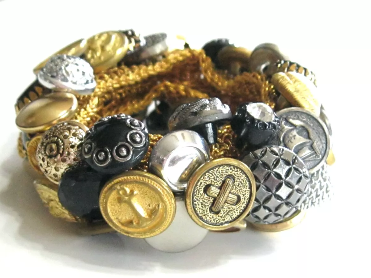 Elastic sale button bracelet