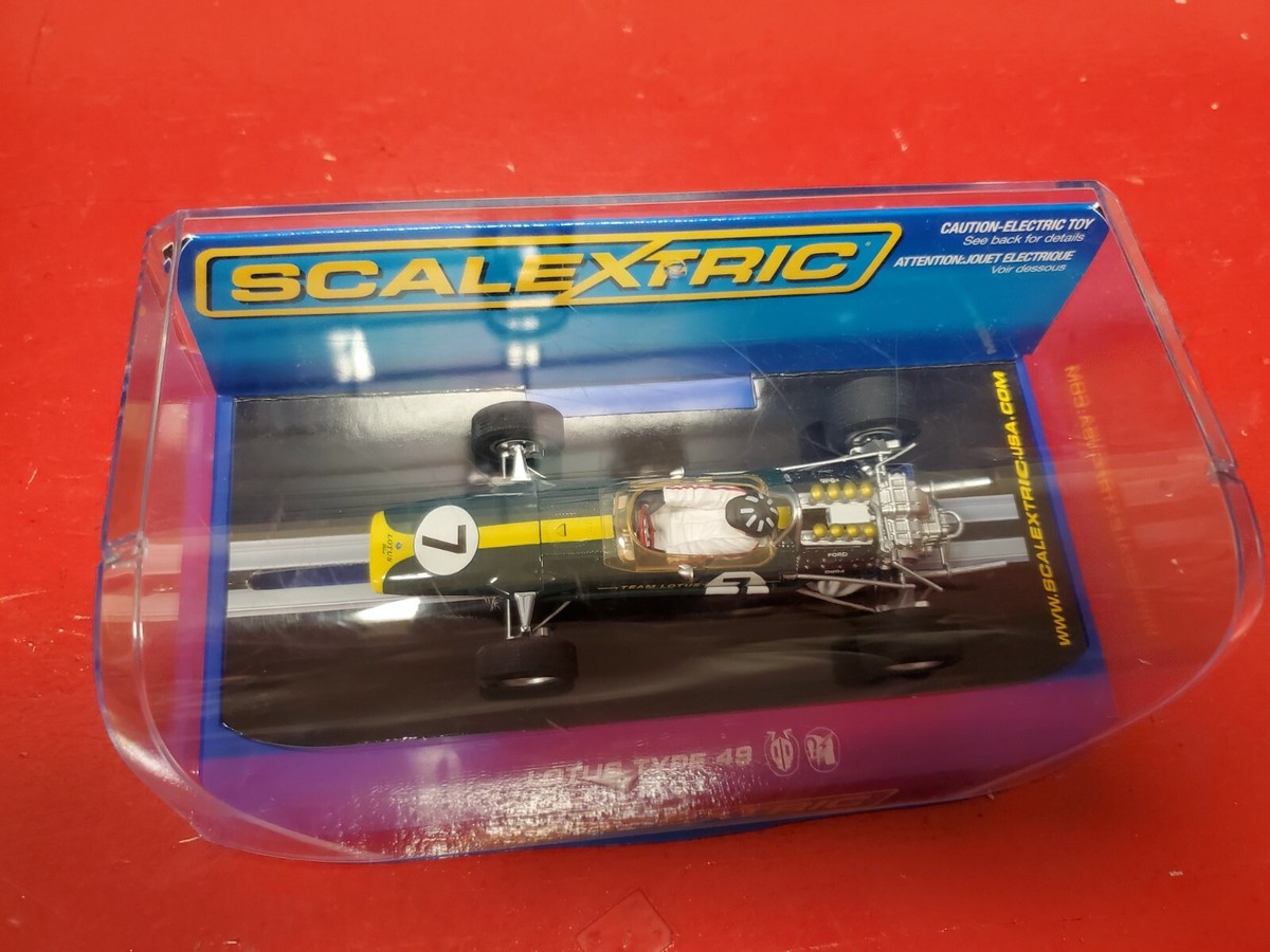 Scalextric C3031 Lotus 49 Graham Hill No. 7 1/32 Slot Car Mid