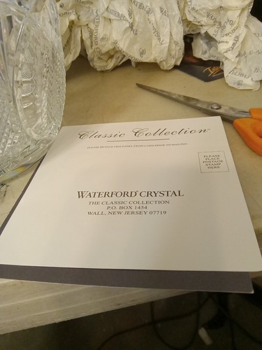 Stunning Waterford Crystal - ICE BUCKET in the SEAHORSE Pattern Signed (Read) - Picture 4 of 7