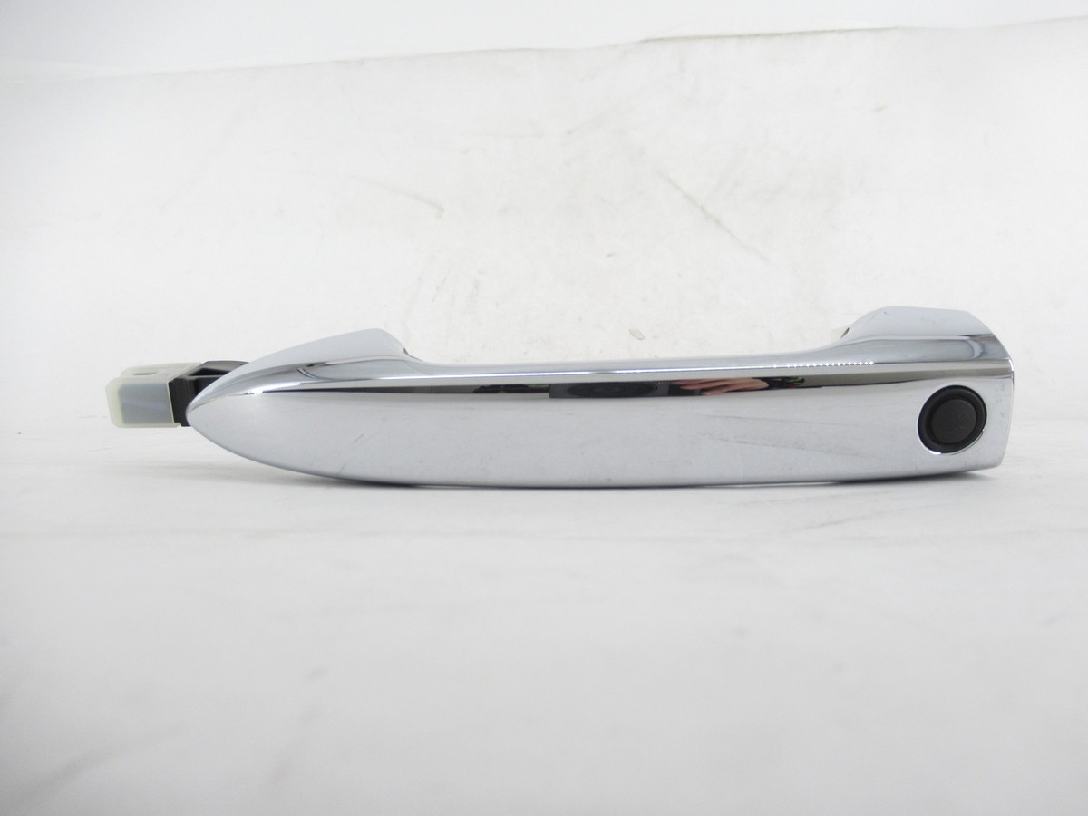 Genuine OEM Honda 72181-T2A-F71 Left Front Outside Door Handle